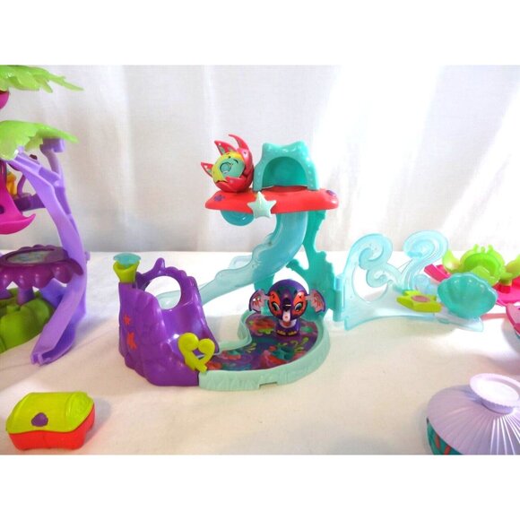 Spinmaster 2010 Zoobles Spring To Life Razoo's Treehouse Playset + Kelp Underwat - Picture 3 of 15